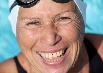 السباحة العالمية نجوى غراب تخوض انتخابات هليوبوليس نائبًا للرئيس ضمن قائمة حاتم باشات 