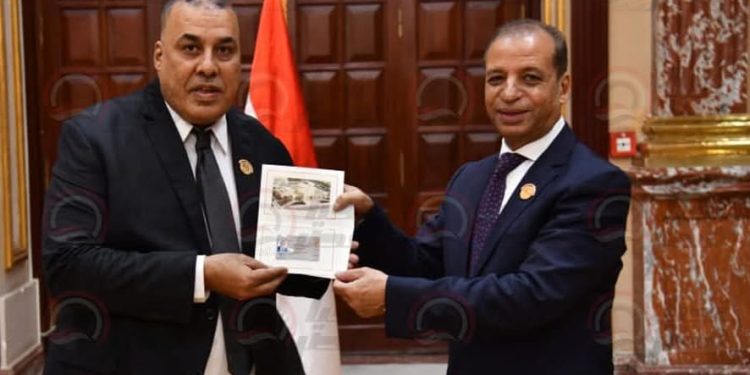 بعد تسلمه كارنيه عضوية مجلس الشيوخ.. النائب محمد أبو النصر: سأكون صوت المواطن في مواجهة التحديات وتحقيق التنمية المتوازنة