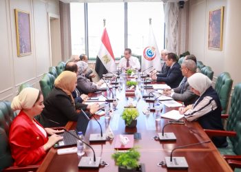 وزير الصحة يتابع آليات تسوية مديونيات منظومة الشراء الموحد لضمان استدامة توريد المستلزمات الطبية