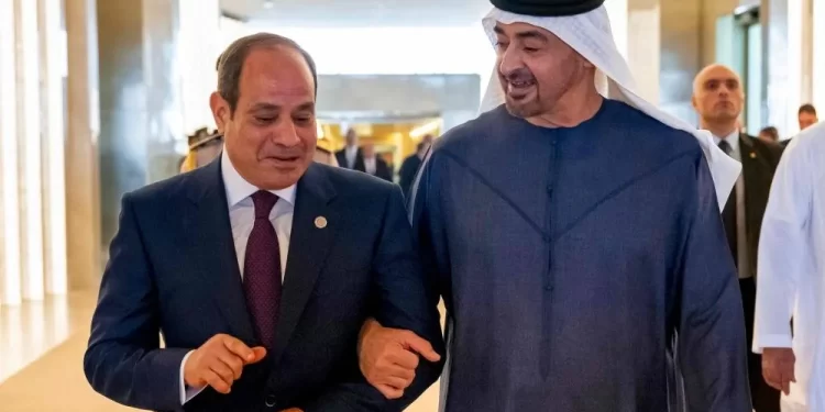 تعزيز العلاقات التاريخية: الرئيس الإماراتي يصل القاهرة في زيارة رسمية