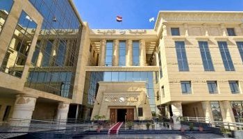 القصة الكاملة لـ إحالة مسؤولين بمستشفى جامعي بـ القليوبية للمحاكمة التأديبية العاجلة