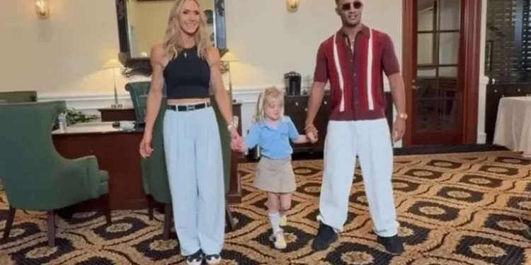 محمد رمضان يثير الجدل بتعاونه الفني مع لارا ترامب في فلوريدا.. صور