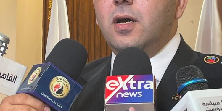 د. أحمد العطيفي: تشكيل لجنتين قانونية وإعلامية للقائمة الوطنية