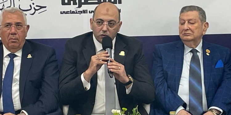 د. أحمد العطيفي: تشكيل لجنتين قانونية وإعلامية للقائمة الوطنية