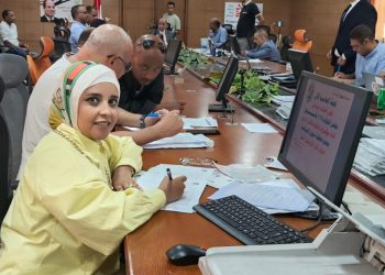 الكاتبة الصحفية راندا خالد تتقدم رسميًا بأوراق ترشحها في اليوم الأخير للانتخابات البرلمانية عن دائرة نصر النوبة