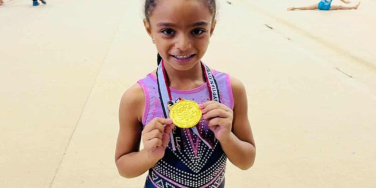 رقية سعيد تحقق الذهبية في بطولة كأس مصر للجمباز تحت 7 سنوات