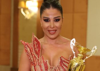 إنجاز عالمي يمنح خبيرة التجميل لينا إبراهيم جائزة التميز في تركيا