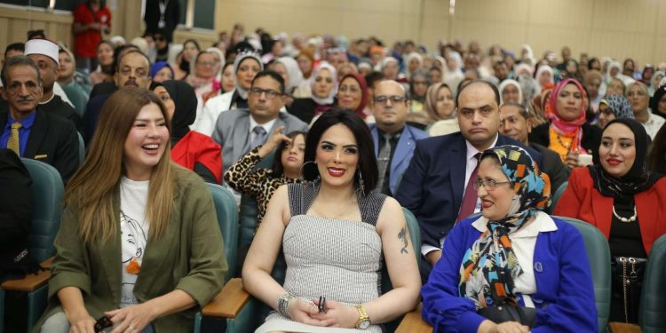 رانيا فريد شوقي وحورية فرغلي أبرز حضور مؤتمر الوعي قوة بأكاديمية أكاكوس بالإسكندرية