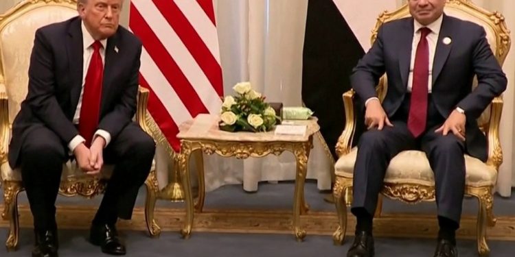 قمة شرم الشيخ للسلام: السيسي يرحب بترامب ويؤكدان على دور مصر المحوري في إنهاء حرب غزة