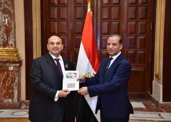 عضو مجلس أمناء حزب العدل يستكمل إجراءات العضوية بمجلس الشيوخ