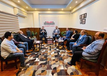 النائب عبدالمنعم إمام يجتمع بأعضاء الهيئة البرلمانية لحزب العدل بمجلس الشيوخ