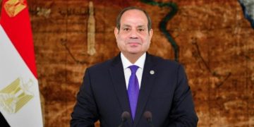 السيسي يوجه بإطلاق اسم الدكتور أحمد عمر هاشم على مسجد بالزقازيق وطريق يربط القاهرة الجديدة بالطريق الأوسطي ومحطة القطار السريع