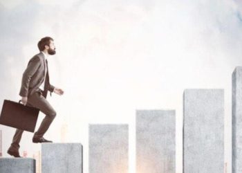 وظائف جديدة.. “العمل” تُعلن عن 250 فرصة عمل للمصريين في الخليج برواتب تصل لـ 21 ألف جنيه