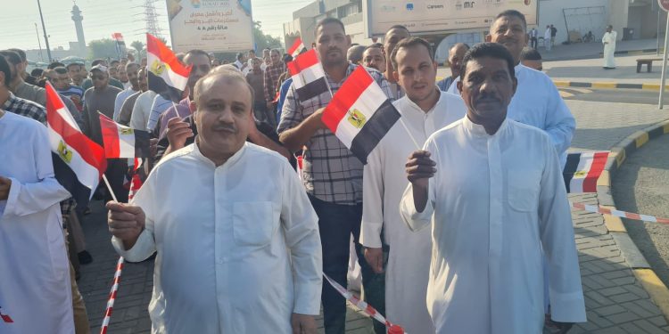 إقبال كثيف للجالية المصرية في الكويت لليوم الثاني لانتخابات “النواب 2025”