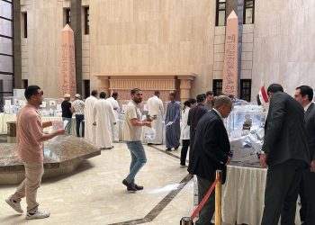 “عرس انتخابي” في السعودية: إقبال كثيف للمصريين على لجان اقتراع “النواب 2025”