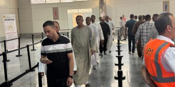 تفاصيل مشاركة المصريين بالخارج في انتخابات النواب.. إقبال ملحوظ