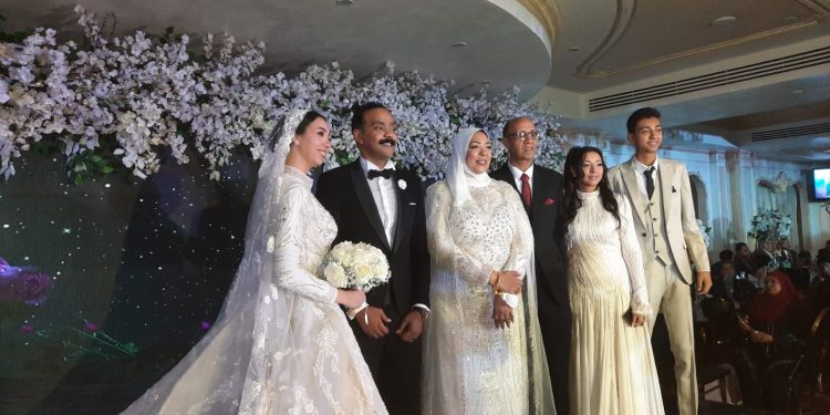 بحضور محافظ قنا وكبار رجال الدولة..  حفل زفاف أسطوري لكريمة النائبة وفاء رشاد خلف الله عضو مجلس الشيوخ