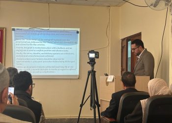 إنجاز علمي جديد.. الدكتور محمد جمعة أبو الروس يحصل على درجة الدكتوراه في مجال جراحة الأوعية الدموية