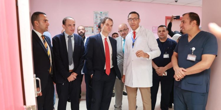 الصحة: مستشفى الشيخ زايد التخصصي تستقبل وزير الدولة البريطاني لشؤون الشرق الأوسط وممثلي منظمة الصحة العالمية بمصر