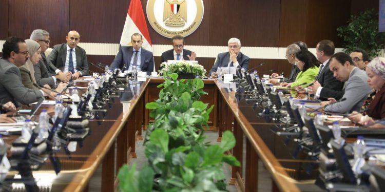  وزير الصحة يترأس الاجتماع الدوري للمجموعة الوزارية للتنمية البشرية لمتابعة مؤشرات رأس المال البشري والاستعدادات للمؤتمر العالمي للسكان