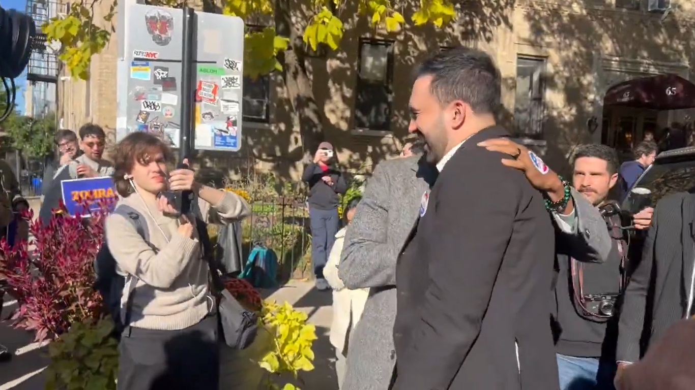 لحظة فوز زهران ممداني