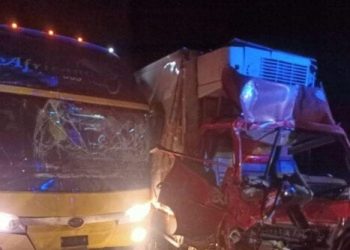 تفاصيل حادث الجلالة.. مصرع شخص وإصابة 14 في تصادم أتوبيس ونقل