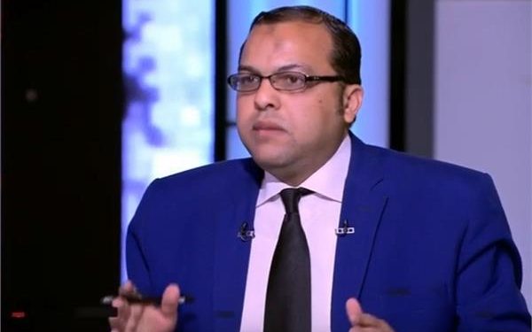 الدكتور حمدي عرفة يفتح ملف “جمهورية التوك توك”: 25 محافظًا في “محلك سر” وسط تحرك الجيزة والقاهرة