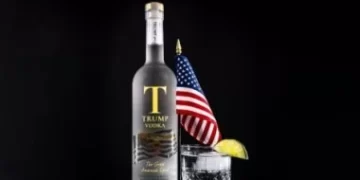 إطلاق فودكا جديدة تحمل اسم ترامب “Trump Vodka” بسعر رمزي