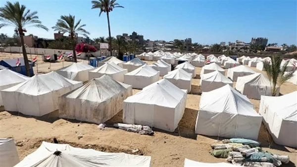 اللجنة المصرية تستجيب لنداءات الإغاثة في غزة بعد غمر مياه الأمطار لمخيمات النازحين