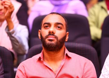 نداء عاجل من نقابة الصحفيين: التزام بـ “ميثاق الشرف” وعدم تصوير جنازة السيدة شقيقة الزعيم عادل إمام