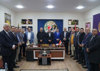 رئيس حزب حماة الوطن يتفقد أمانة سوهاج ويبحث مع برلمانيي المحافظة سبل دعم التنمية وتلبية طموحات المواطنين