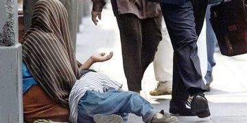 مافيا تسوّل منظمة تضرب الغردقة.. مطالبات بالتدخل السريع