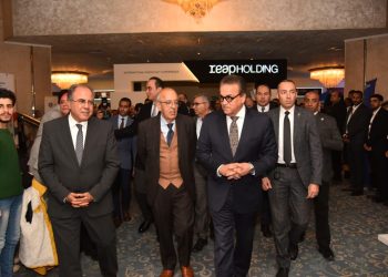 بمشاركة 30 شركة عالمية.. وزير الصحة يفتتح مؤتمر الأشعة الدولي ويُطلق إشارة “توطين التصنيع الطبي”