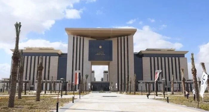 الخارجية المصرية تحذّر الجاليات بالخارج: تجنّبوا فيديوهات الاستغاثة على السوشيال ميديا لتفادي الملاحقات القانونية