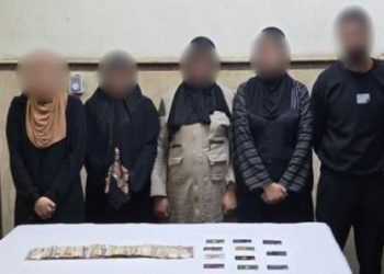 ضبط عاطل و 4 سيدات في الإسكندرية تخصصوا في سرقة كبار السن أمام الصراف الآلي