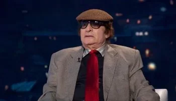 تحسن ملحوظ في الحالة الصحية للفنان محيي إسماعيل وبدء مرحلة العلاج الطبيعي