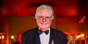 حسين فهمي عن فيلم “الملحد”: لم أقلق وتحمست لنصٍّ يُحفز عقل المشاهد