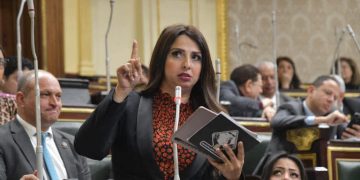 نشوى الشريف: إهدار العقول أخطر من إهدار المال.. وتطالب بتفعيل قرار “الماجستير والدكتوراه”