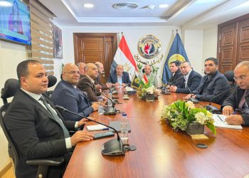 غرفة عمليات حماة الوطن تستأنف متابعة التصويت بجولة الإعادة في الدوائر الملغاة 