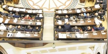 الشيوخ يناقش تعديلات ضريبة العقارات لزيادة حد الإعفاء وتخفيف الأعباء عن المواطنين