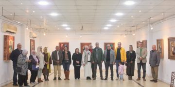 بالصور.. معرض “المرأة والقنارية” بكلية التربية الفنية جامعة العاصمة