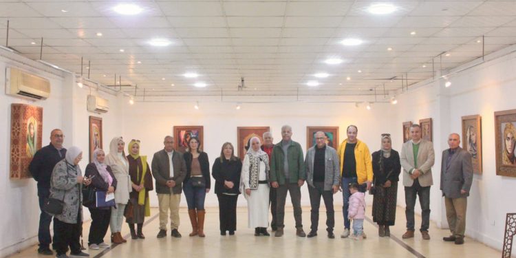 بالصور.. معرض “المرأة والقنارية” بكلية التربية الفنية جامعة العاصمة