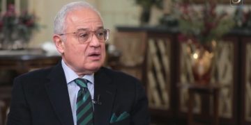 وزير السياحة الأسبق: تقليص مكاتب التنشيط حول العالم كارثة للسياحة المصرية