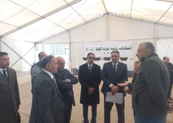 وصول اللجنة القضائية المشرفة على انتخابات رئاسة حزب الوفد لمقر الإقتراع