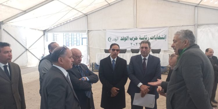 وصول اللجنة القضائية المشرفة على انتخابات رئاسة حزب الوفد لمقر الإقتراع