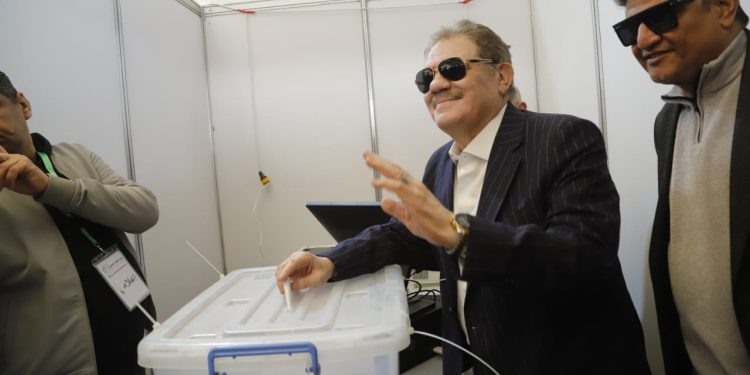 الدكتور السيد البدوي يدلي بصوته في انتخابات رئاسة حزب الوفد