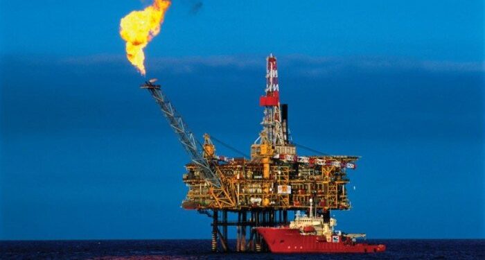 بشرى من الصحراء الغربية: 4 آبار جديدة تضخ 4500 برميل زيت يومياً في شرايين الإنتاج