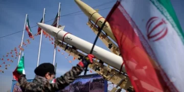 “زناد” إيران يواجه “طاولة” ترامب في صراع الحسابات