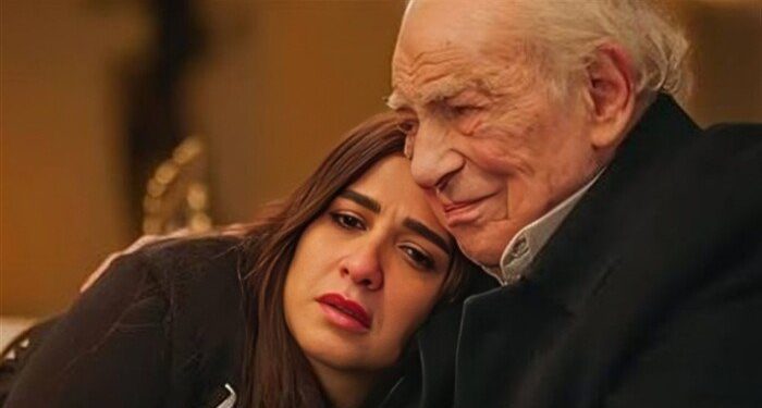 “حطي الكلام تحت رجلك”.. رشوان توفيق يفحم منتقدي ياسمين عبد العزيز برسالة نارية