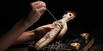 النيابة تحبس 5 دجالين استولوا على أموال الأجانب بالقاهرة